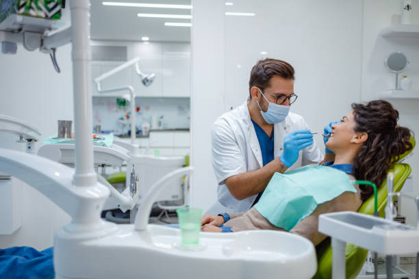 Best Root Canal Treatment  in Paisley, FL